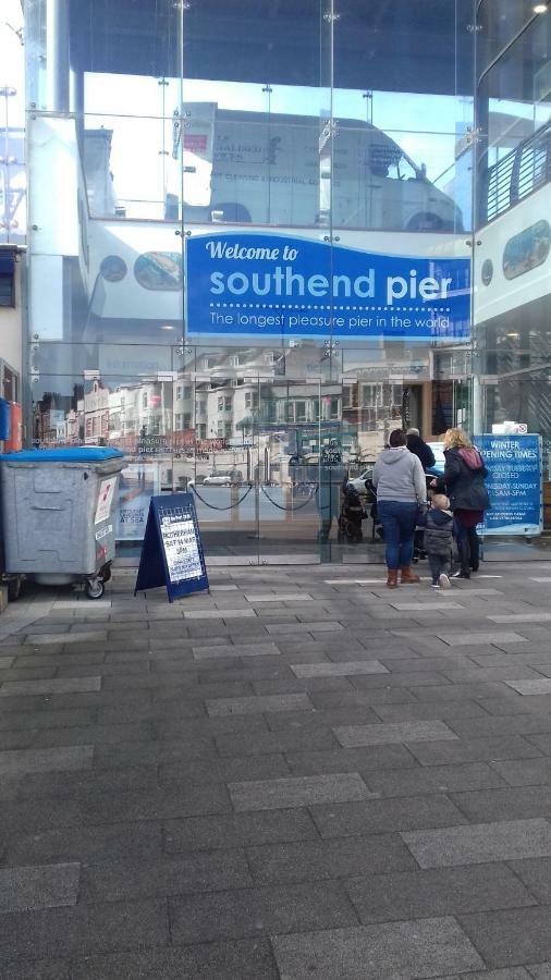 Bensons Guesthouse Southend-on-Sea Buitenkant foto